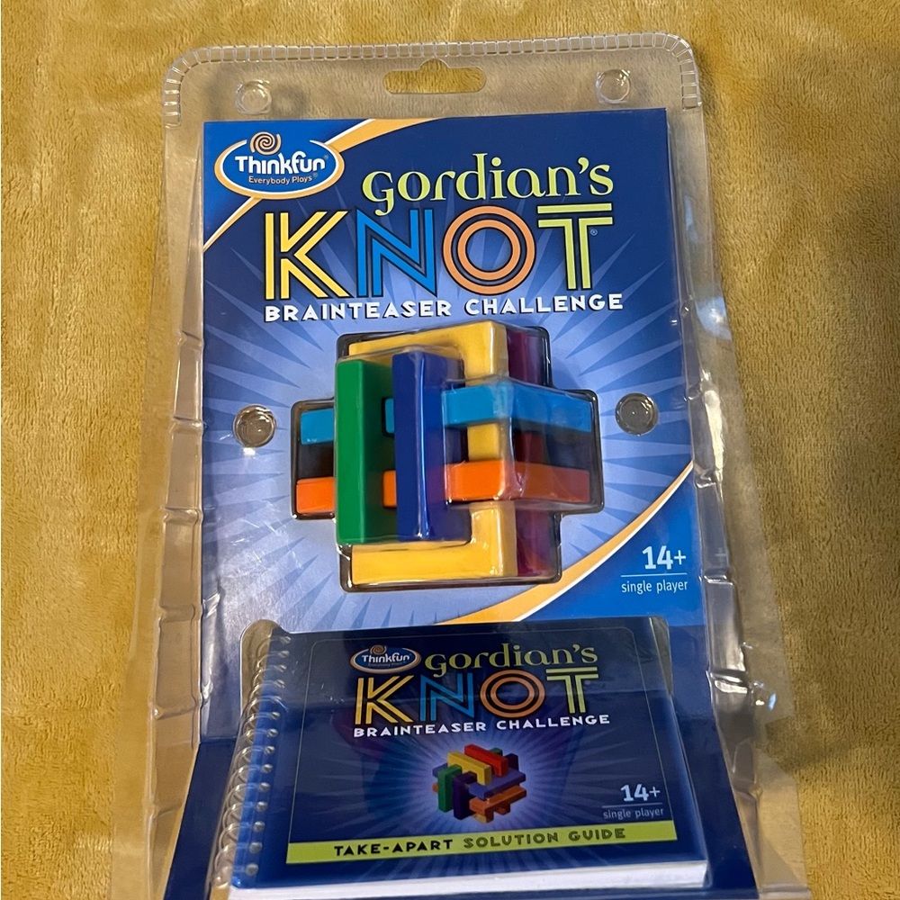 Think! Gordian's Knot Brainteaser Challenge - Multicolor